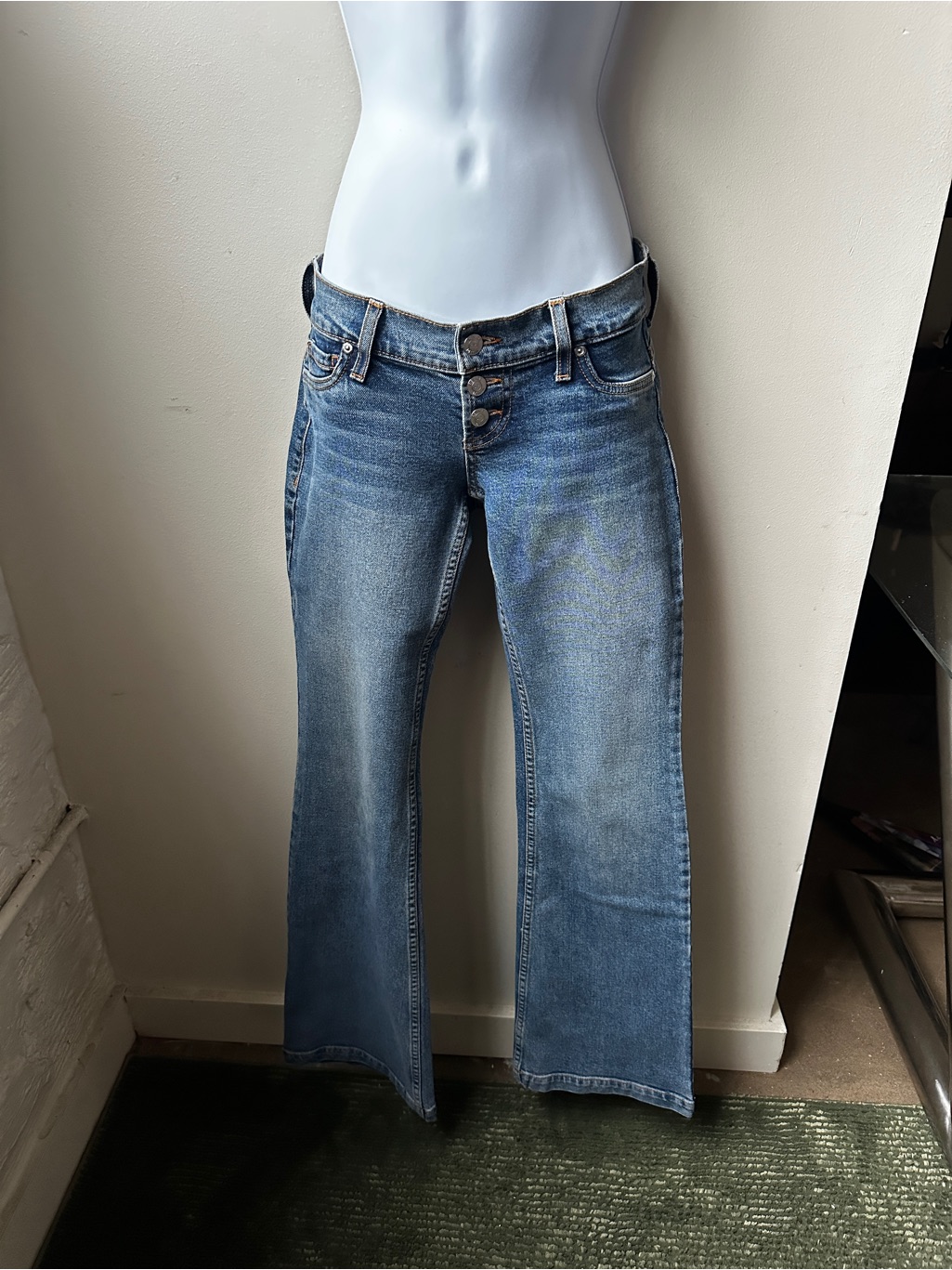 Y2k Ultra Low Rise Flare Jeans Bootcut Button Fly Light Wash Denim 2000s Indie M — image 4 of 8